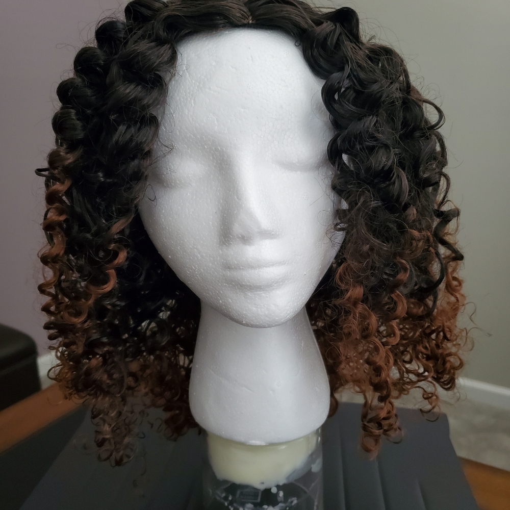 Curly Ombre Wig